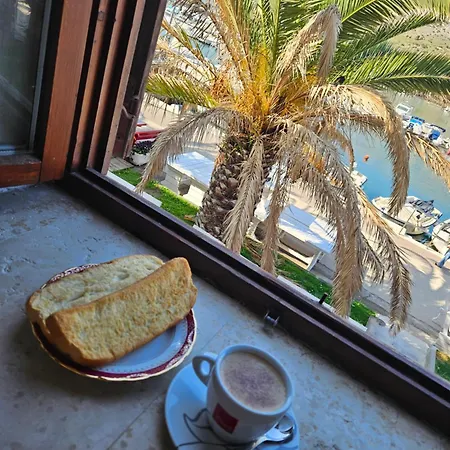 Apartman Katine *