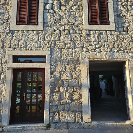 Katine * Pag Town