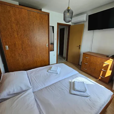 Katine Apartmán