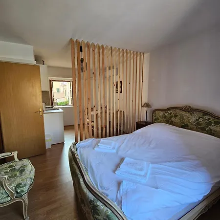 Katine Apartmán *