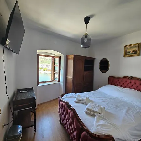 Apartment Katine Pag Town