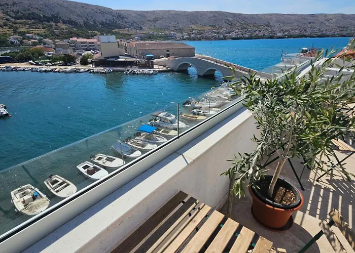 Apartamento Katine Pag Town